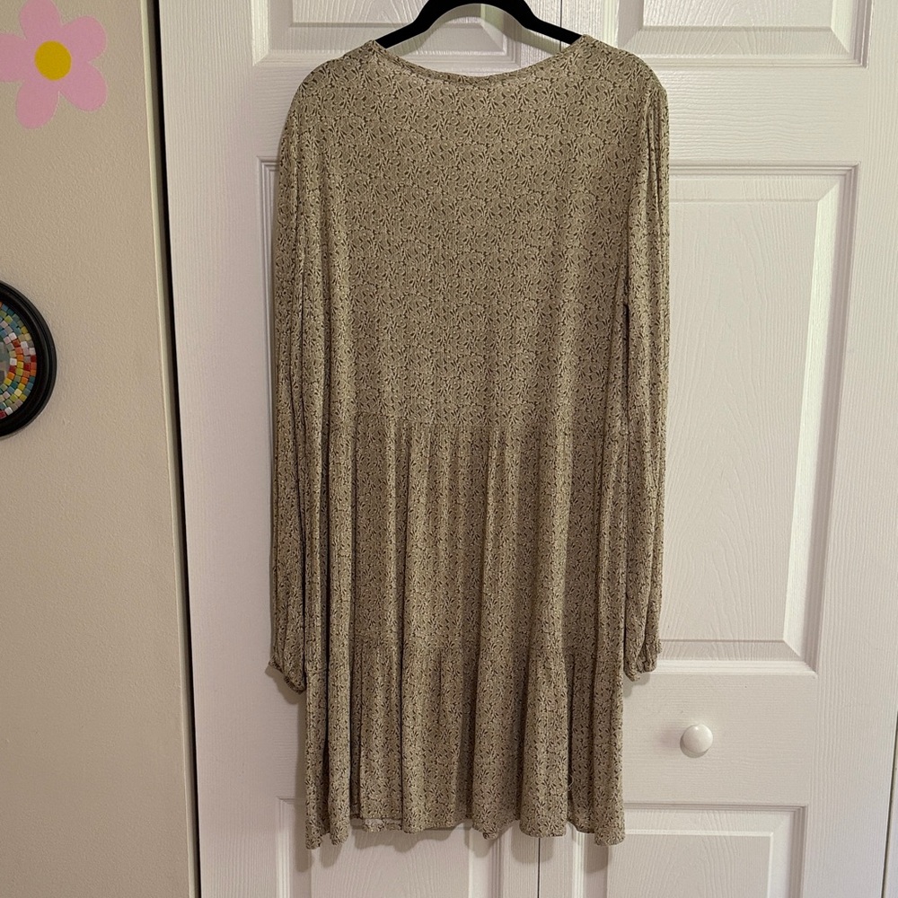 Green pattern Long Sleeve Dress - Picture 5 of 7